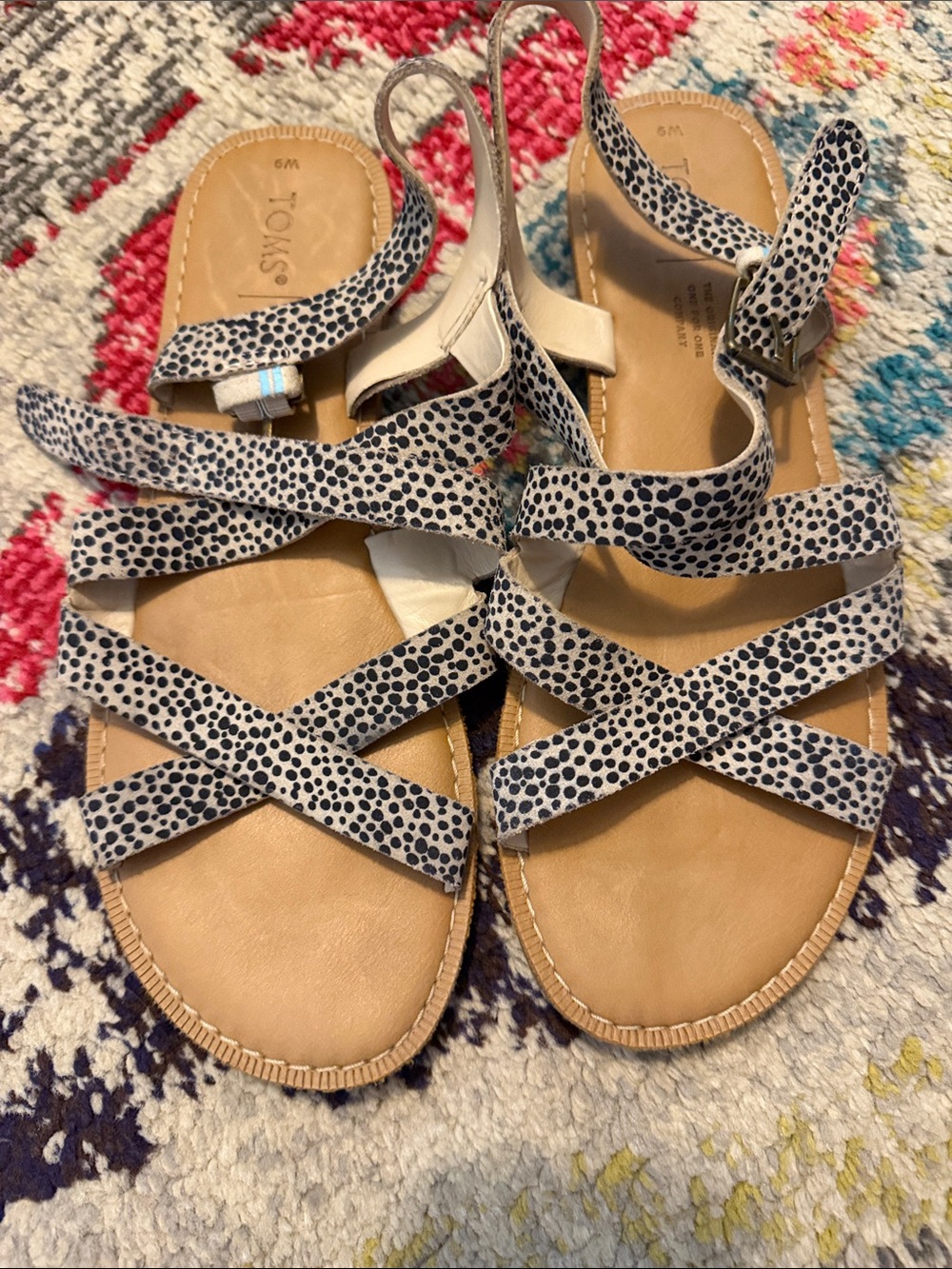 Toms Women's White Sandals with black Speckle Straps